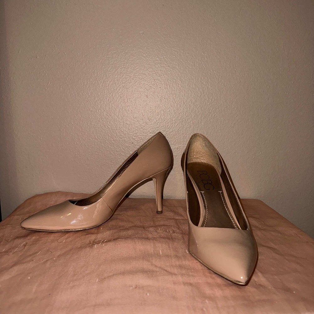 BCBG Nude Pumps